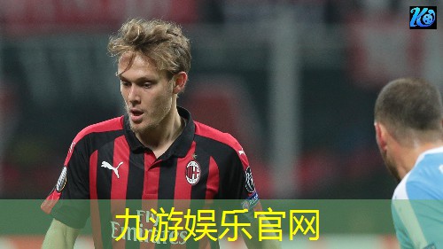 三年级比赛足球技巧教学